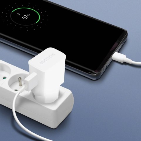 Ładowarka sieciowa Samsung EP-TA200EWE USB-A 15W z kablem EP-DR140AWE USB-A - USB-C (OOB Bulk - opakowanie zastępcze) - biała Ładowarka sieciowa Samsung EP-TA200EWE USB-A 15W z kablem EP-DR140AWE USB-A - USB-C (OOB Bulk - opakowanie zastępcze) - biała