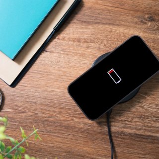 ROAR futerał CHILL FLASH do IPHONE 13 Pro Style 1