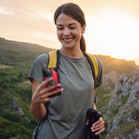 Futerał ARMOR MAG COVER kompatybilny z MagSafe do IPHONE 11 Pro Max czerwony Futerał ARMOR MAG COVER kompatybilny z MagSafe do IPHONE 11 Pro Max czerwony