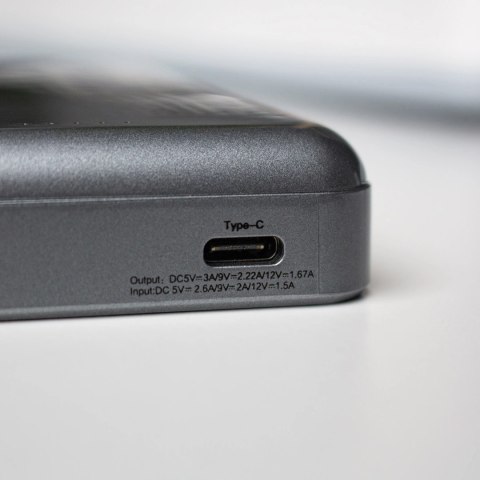 Dudao TGK1 powerbank z ładowarką bezprzewodową MagSafe 20W 10000mAh czarny (TGK1-czarny) Dudao TGK1 powerbank z ładowarką bezprzewodową MagSafe 20W 10000mAh czarny (TGK1-czarny)