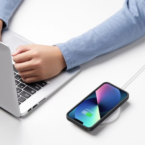 Ugreen LP626 Silky Silicone Protective Case gumowe elastyczne silikonowe etui na telefon do iPhone 14 Plus czarny (90920) Ugreen LP626 Silky Silicone Protective Case gumowe elastyczne silikonowe etui na telefon do iPhone 14 Plus czarny (90920)
