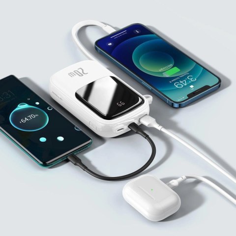 Baseus Qpow Digital Display powerbank z szybkim ładowaniem 20000mAh 20W QC/PD/SCP/FCP z wbudowanym kablem Lightning biały Baseus Qpow Digital Display powerbank z szybkim ładowaniem 20000mAh 20W QC/PD/SCP/FCP z wbudowanym kablem Lightning biały