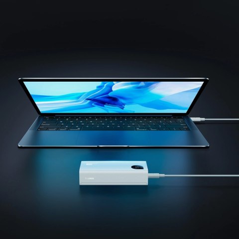 Powerbank Baseus Adaman2 z wyświetlaczem cyfrowym 2x USB-A / 1x USB-C 10000mAh 30W - biały Powerbank Baseus Adaman2 z wyświetlaczem cyfrowym 2x USB-A / 1x USB-C 10000mAh 30W - biały