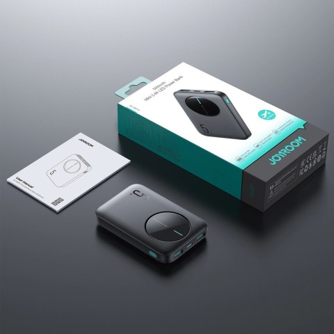 Powerbank Joyroom JR-PBF13 5000mAh 2.4A 2x USB-A 1x USB-C - czarny Powerbank Joyroom JR-PBF13 5000mAh 2.4A 2x USB-A 1x USB-C - czarny