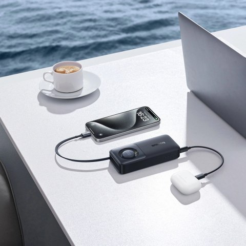 Powerbank Baseus Free2Pull 10000mAh 30W z portem USB-C i rozwijanym kablem USB-C - czarny Powerbank Baseus Free2Pull 10000mAh 30W z portem USB-C i rozwijanym kablem USB-C - czarny
