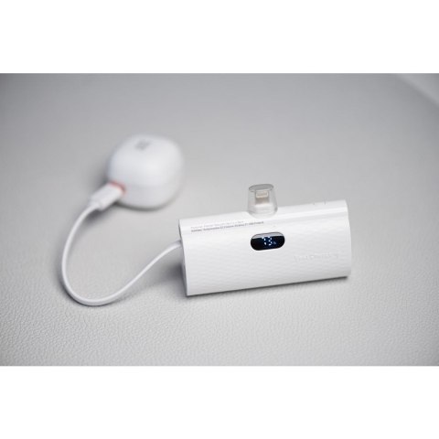 Powerbank Forcell F-Energy Power Plug F5K3 PD 20W 5000 mAh z wbudowanym złączem Lightning biały Powerbank Forcell F-Energy Power Plug F5K3 PD 20W 5000 mAh z wbudowanym złączem Lightning biały