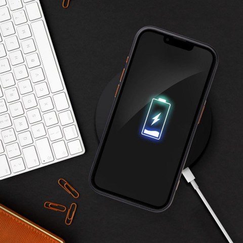 Futerał COLOR EDGE MAG COVER kompatybilny z MagSafe do IPHONE 11 czarno złoty Futerał COLOR EDGE MAG COVER kompatybilny z MagSafe do IPHONE 11 czarno złoty