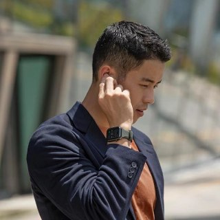 Pasek Uniq Linus Airosoft Silicone na Apple Watch 42 / 44 / 45 mm - czarny