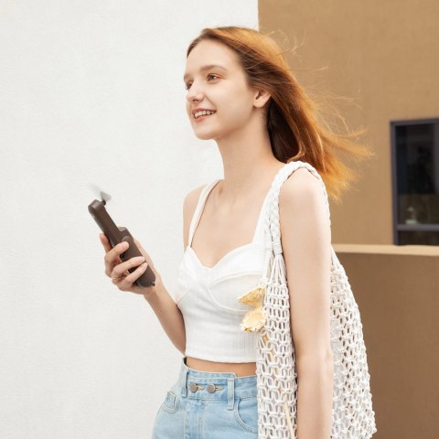 Mini wentylator Jisulife Handheld Fan Life8 Plus przenośny wiatraczek USB z funkcją powerbanka 4500mAh i latarką - brązowy