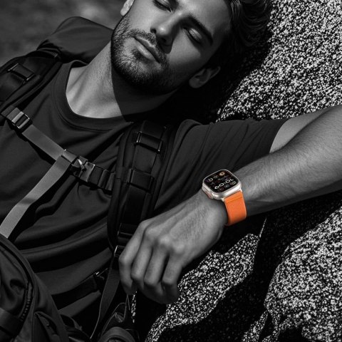 Pasek Tech-Protect Nylon na Apple Watch 44 / 45 / 46 / 49 mm - pomarańczowy