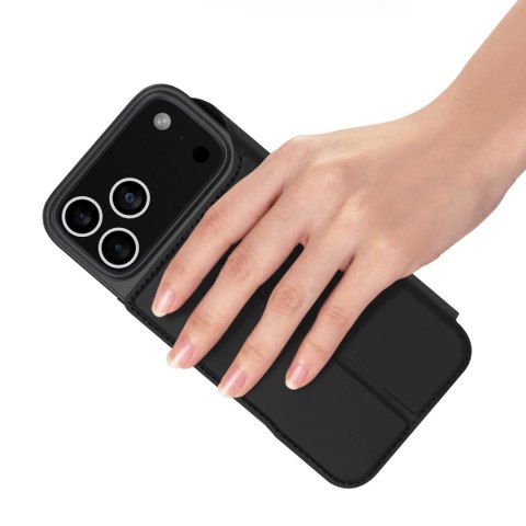 Etui Dux Ducis Skin Pro na iPhone 17 Pro Max z klapką i miejscem na kartę - czarne
