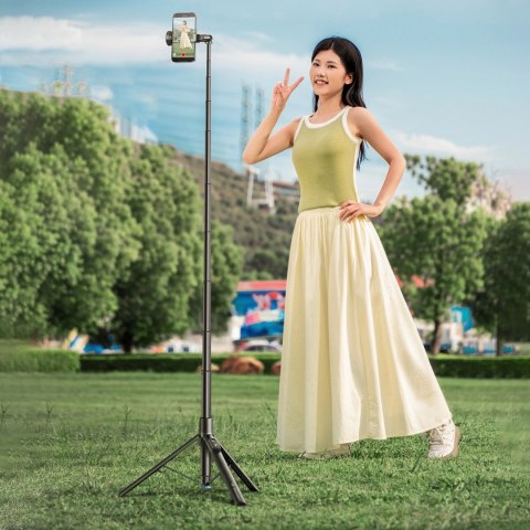 Selfie stick Wozinsky WRZP1 z automatycznie rozkładanymi nóżkami, funkcja statywu, 1,7m - czarny
