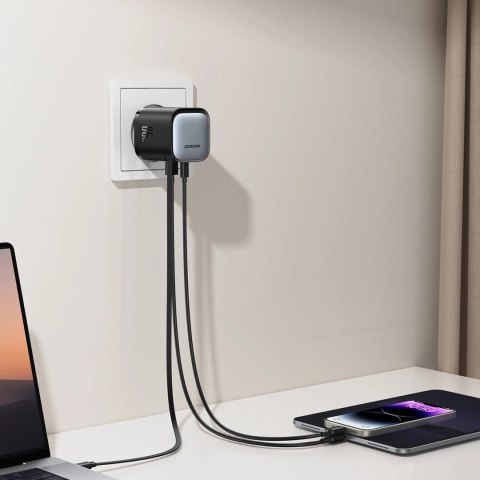 Ładowarka GaN Joyroom JR-TCL02 65W USB-A USB-C z wbudowanym kablem USB-C - czarna