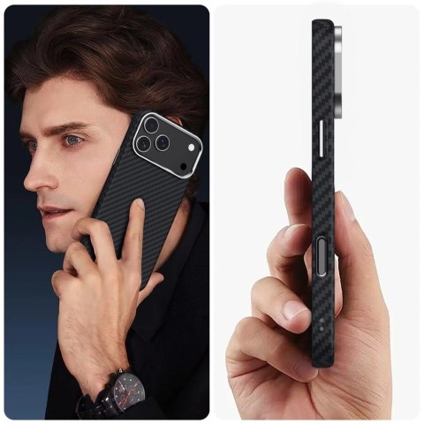 Etui Tech-Protect Ion Carbon MagSafe na iPhone 17 Pro - czarno-srebrne