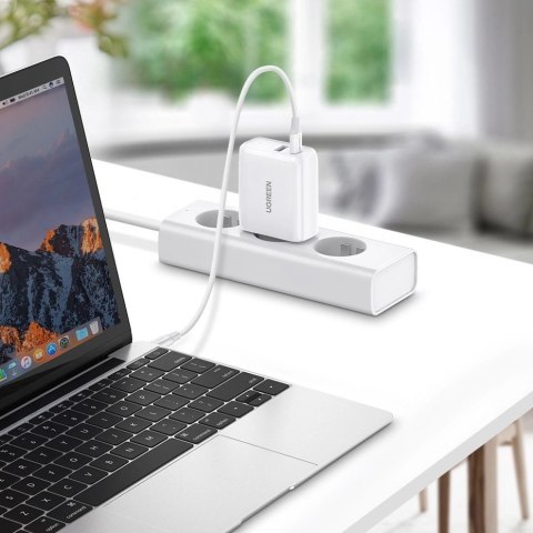 Ugreen szybka ładowarka sieciowa USB Typ C / USB 36 W Quick Charge 4.0 Power Delivery biały (60468 CD170) Ugreen szybka ładowarka sieciowa USB Typ C / USB 36 W Quick Charge 4.0 Power Delivery biały (60468 CD170)