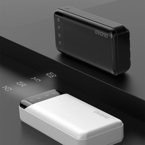 Dudao pojemny powerbank z 3 wbudowanymi kablami 20000mAh USB Typ C + micro USB + Lightning czarny (Dudao K6Pro+) Dudao pojemny powerbank z 3 wbudowanymi kablami 20000mAh USB Typ C + micro USB + Lightning czarny (Dudao K6Pro+)