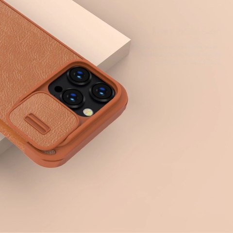 Nillkin Qin Leather Pro Case etui iPhone 14 Pro Max osłona na aparat kabura pokrowiec obudowa z klapką brązowy Nillkin Qin Leather Pro Case etui iPhone 14 Pro Max osłona na aparat kabura pokrowiec obudowa z klapką brązowy