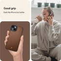 Etui Spigen Cyrill Kajuk Mag z MagSafe na iPhone 14 Plus - brązowe Etui Spigen Cyrill Kajuk Mag z MagSafe na iPhone 14 Plus - brązowe