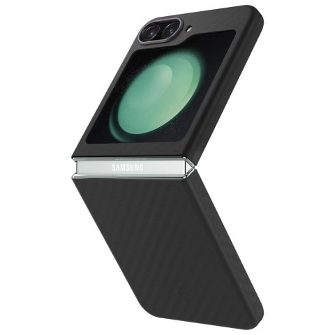 Etui Spigen Airskin Pro na Samsung Galaxy Z Flip 5 - czarne Etui Spigen Airskin Pro na Samsung Galaxy Z Flip 5 - czarne