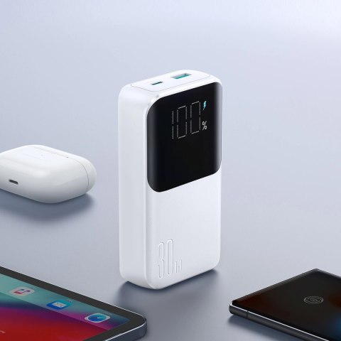 Mini powerbank Joyroom JR-PBC06 z wbudowanymi kablami USB-C / Lightning 30W 10000mAh - biały Mini powerbank Joyroom JR-PBC06 z wbudowanymi kablami USB-C / Lightning 30W 10000mAh - biały