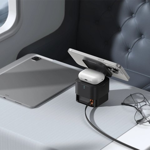 Ładowarka bezprzewodowa 2w1 Baseus BS-W531 MagSafe / Qi USB-C 20W - czarna Ładowarka bezprzewodowa 2w1 Baseus BS-W531 MagSafe / Qi USB-C 20W - czarna