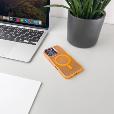 Etui Magnetic Collection MagSafe na iPhone 16 Pro - pomarańczowe Etui Magnetic Collection MagSafe na iPhone 16 Pro - pomarańczowe