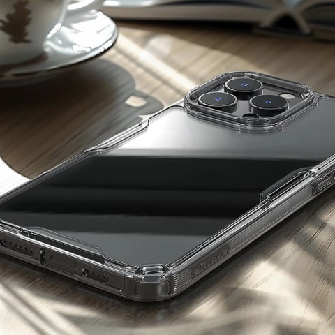 Etui Nillkin Nature Pro Case na iPhone 16 Pro Max - przezroczysto-białe Etui Nillkin Nature Pro Case na iPhone 16 Pro Max - przezroczysto-białe