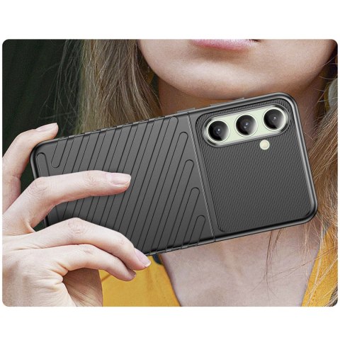 Thunder Case etui do Samsung Galaxy S24 FE silikonowy pancerny pokrowiec - czarne Thunder Case etui do Samsung Galaxy S24 FE silikonowy pancerny pokrowiec - czarne