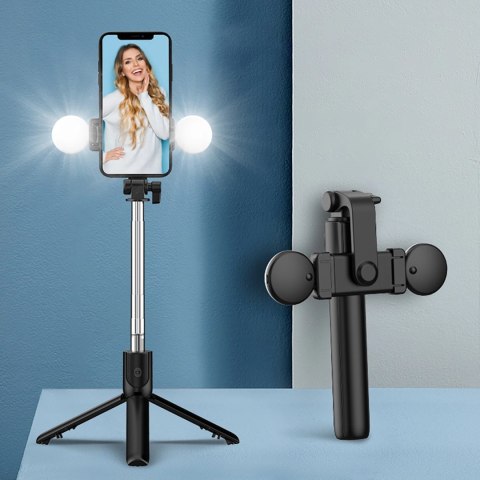 Selfie stick WR1YXS teleskopowy tripod 0.71m z okrągłą lampą - czarny Selfie stick WR1YXS teleskopowy tripod 0.71m z okrągłą lampą - czarny