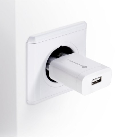 Ładowarka sieciowa do telefonu Forcell F-Energy USB A QC3.0 2,4A 18W TFK-TC-1099 biała Ładowarka sieciowa do telefonu Forcell F-Energy USB A QC3.0 2,4A 18W TFK-TC-1099 biała
