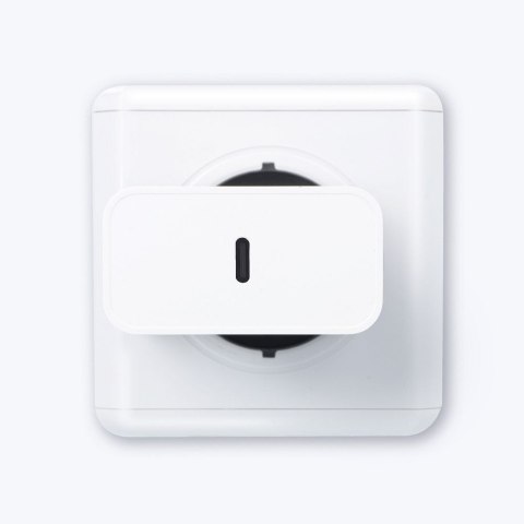 Ładowarka sieciowa do telefonu Forcell F-Energy USB C QC4.0 PD 3A 45W TFK-TC-45WPD biała Ładowarka sieciowa do telefonu Forcell F-Energy USB C QC4.0 PD 3A 45W TFK-TC-45WPD biała