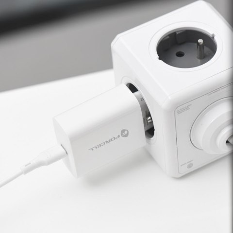 Ładowarka sieciowa do telefonu Forcell F-Energy USB C QC4.0 PD 3A 25W TFK-TC-25WPD biała Ładowarka sieciowa do telefonu Forcell F-Energy USB C QC4.0 PD 3A 25W TFK-TC-25WPD biała