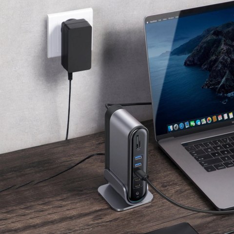 HUB Baseus CAHUB-DG0G 3x USB 3.2 Gen 1 / 2x USB-A / 2x USB-C / czytnik kart SD, micro SD / AUX / 3x HDMI / RJ45 PD 100W (wtyczki HUB Baseus CAHUB-DG0G 3x USB 3.2 Gen 1 / 2x USB-A / 2x USB-C / czytnik kart SD, micro SD / AUX / 3x HDMI / RJ45 PD 100W (wtyczki
