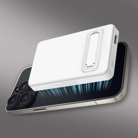 Powerbank Wozinsky WLWP-10KA0Y3WS 22,5W PD Qi2 10000 mAh, z podstawką, 1x USB-A, 1x USB-C - biały Powerbank Wozinsky WLWP-10KA0Y3WS 22,5W PD Qi2 10000 mAh, z podstawką, 1x USB-A, 1x USB-C - biały
