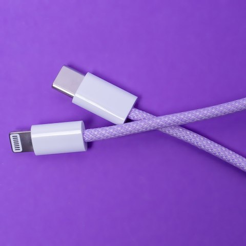 Maxlife kabel MXUC-06 USB-C - Lightning 1,0 m 20W fioletowy nylonowy Maxlife kabel MXUC-06 USB-C - Lightning 1,0 m 20W fioletowy nylonowy