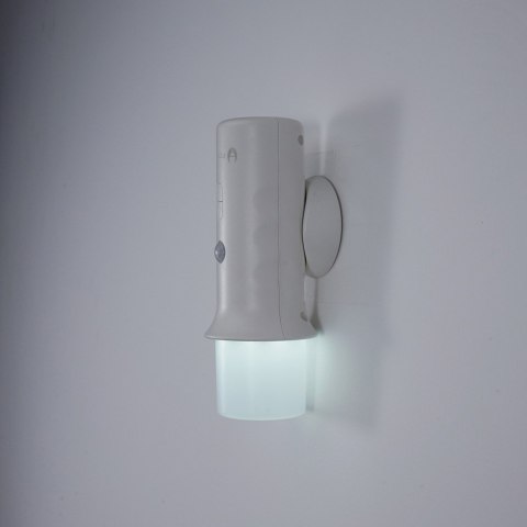 Lampka do szaf LED FLC-03 z czujnikiem ruchu PIR 3xAAA Forever Light Lampka do szaf LED FLC-03 z czujnikiem ruchu PIR 3xAAA Forever Light