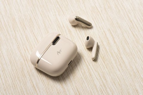 ART słuchawki bezprzewodowe bluetooth TWS + stacja dokująca ze złączem Typ C AP-TW-B4W białe ART słuchawki bezprzewodowe bluetooth TWS + stacja dokująca ze złączem Typ C AP-TW-B4W białe