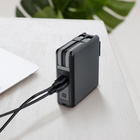 Wielofunkcyjna ładowarka Forcell F-Energy 5w1 USB A + USB C PD 20W + kabel USB C / Lightning + power bank 10000 mAh + ładowanie Wielofunkcyjna ładowarka Forcell F-Energy 5w1 USB A + USB C PD 20W + kabel USB C / Lightning + power bank 10000 mAh + ładowanie