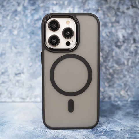 Nakładka Frozen Mag do iPhone 13 6,1" czarna Nakładka Frozen Mag do iPhone 13 6,1" czarna