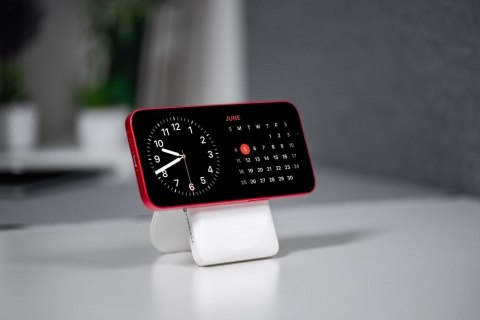 Powerbank zgodny z MagSafe Forcell F-Energy MagStand F10K2 QC3.0 PD 5A 20W 10000 mAh biały Powerbank zgodny z MagSafe Forcell F-Energy MagStand F10K2 QC3.0 PD 5A 20W 10000 mAh biały