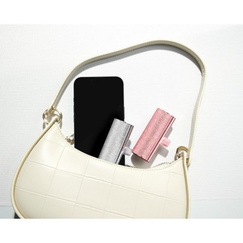 VEGER powerbank 5000 mAh z wbudowanym złączem Typ C PD QC3.0 2,4A 12W PlugOn (W0573) rózowy VEGER powerbank 5000 mAh z wbudowanym złączem Typ C PD QC3.0 2,4A 12W PlugOn (W0573) rózowy