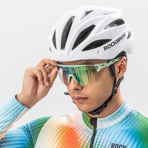 Okulary rowerowe Rockbros fotochromowe, z ochroną UV i wkładką korekcyjną, przeroczyste - fioletowe Okulary rowerowe Rockbros fotochromowe, z ochroną UV i wkładką korekcyjną, przeroczyste - fioletowe