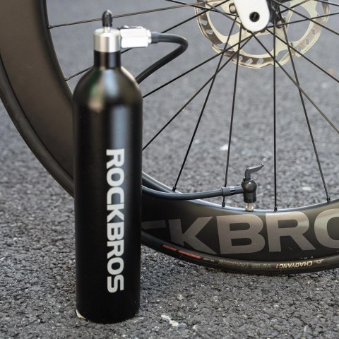 Zbiornik ciśnieniowy Rockbros do pompowania opon bezdętkowych tubeless 200 PSI 1.2l - czarny Zbiornik ciśnieniowy Rockbros do pompowania opon bezdętkowych tubeless 200 PSI 1.2l - czarny