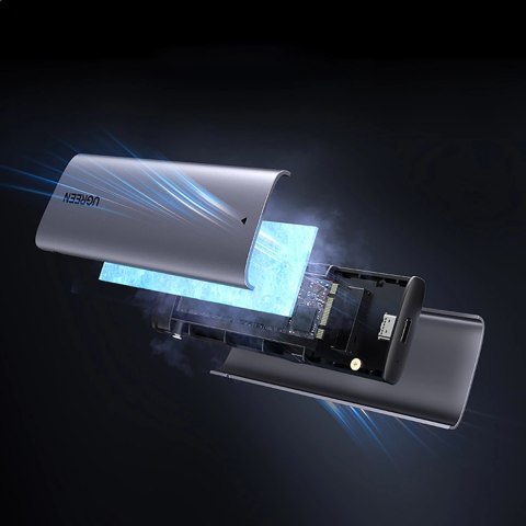 Obudowa na dysk Ugreen CM767 M.2 NVMe/SATA SSD - srebrna Obudowa na dysk Ugreen CM767 M.2 NVMe/SATA SSD - srebrna