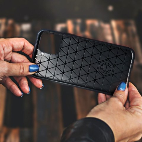 Futerał CARBON do IPHONE SE 2020 czarny Futerał CARBON do IPHONE SE 2020 czarny