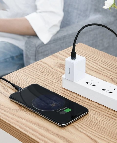 Kabel Baseus CATLKLF-G1 Lightning - USB-C PD QC 18W 480Mb/s 1m - czarno-szary Kabel Baseus CATLKLF-G1 Lightning - USB-C PD QC 18W 480Mb/s 1m - czarno-szary