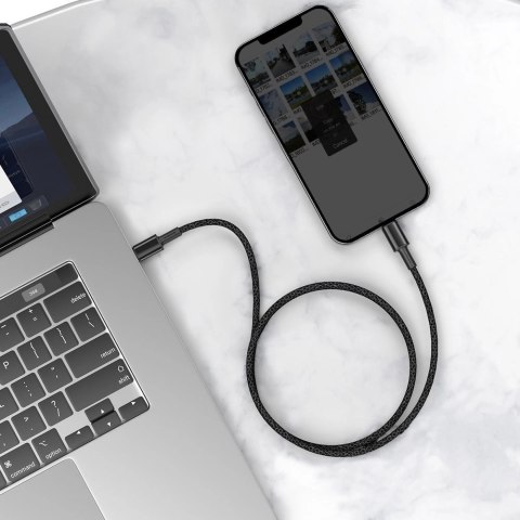 Kabel Baseus CATLGD-A01 Lightning - USB-C PD 20W 480Mb/s 2m - czarny Kabel Baseus CATLGD-A01 Lightning - USB-C PD 20W 480Mb/s 2m - czarny