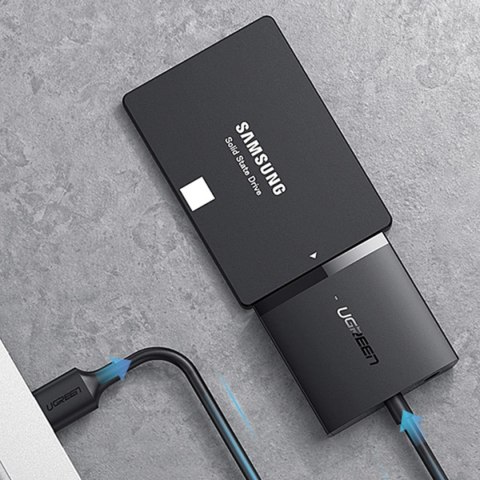 Adapter SATA Ugreen CM257 do dysku 2.5'' / 3.5'' USB-A 5Gb/s - czarny