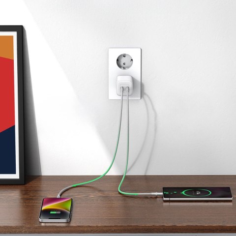 Szybka ładowarka GaN 2 x USB-C 45W QC PD Ugreen CD294 - biała Szybka ładowarka GaN 2 x USB-C 45W QC PD Ugreen CD294 - biała