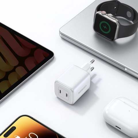 Szybka ładowarka GaN 2 x USB-C 45W QC PD Ugreen CD294 - biała Szybka ładowarka GaN 2 x USB-C 45W QC PD Ugreen CD294 - biała
